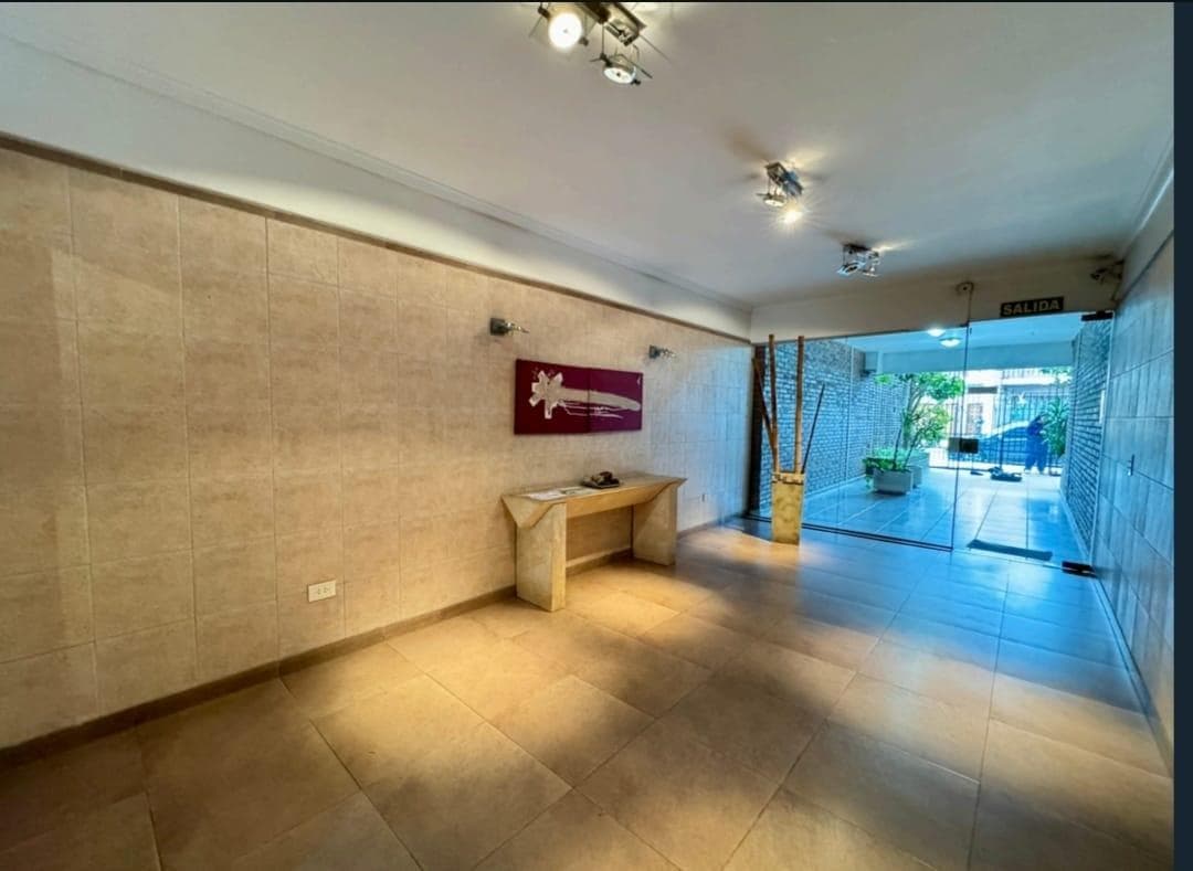 5-Room Apartment for Sale in Avellaneda