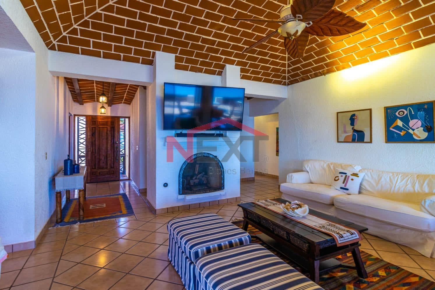 BEACHFRONT HOUSE FOR RENT IN COSTA DEL MAR.