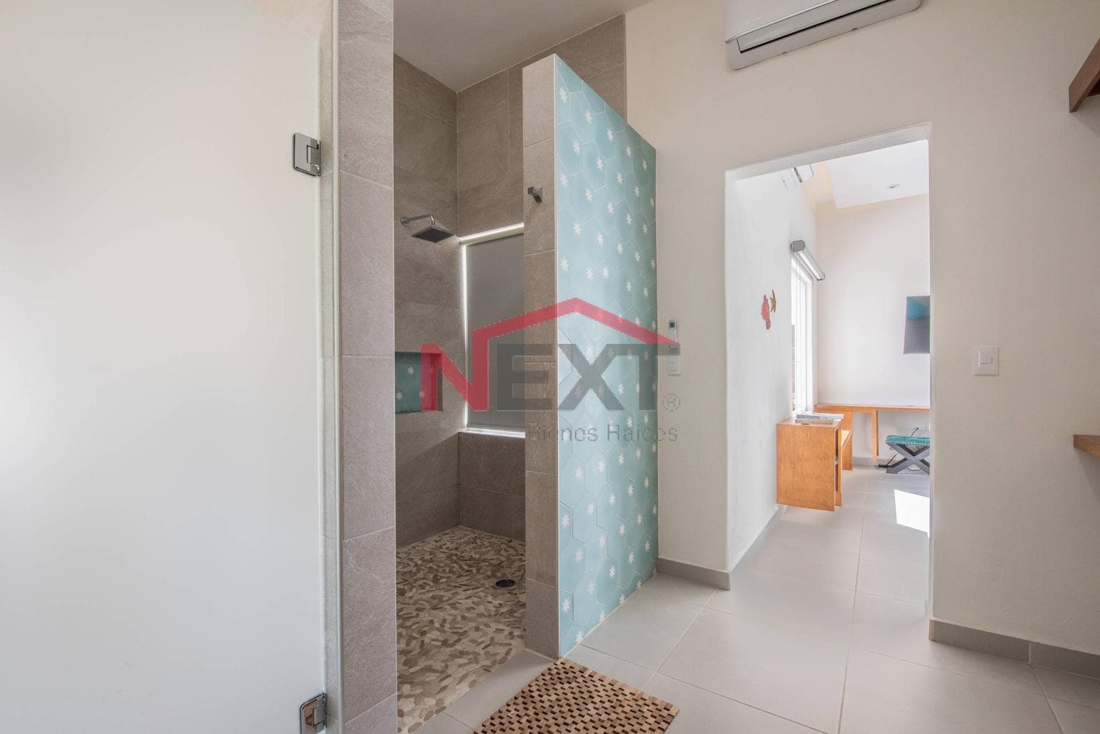 HOUSE FOR RENT IN BAHIA ENCANTO
