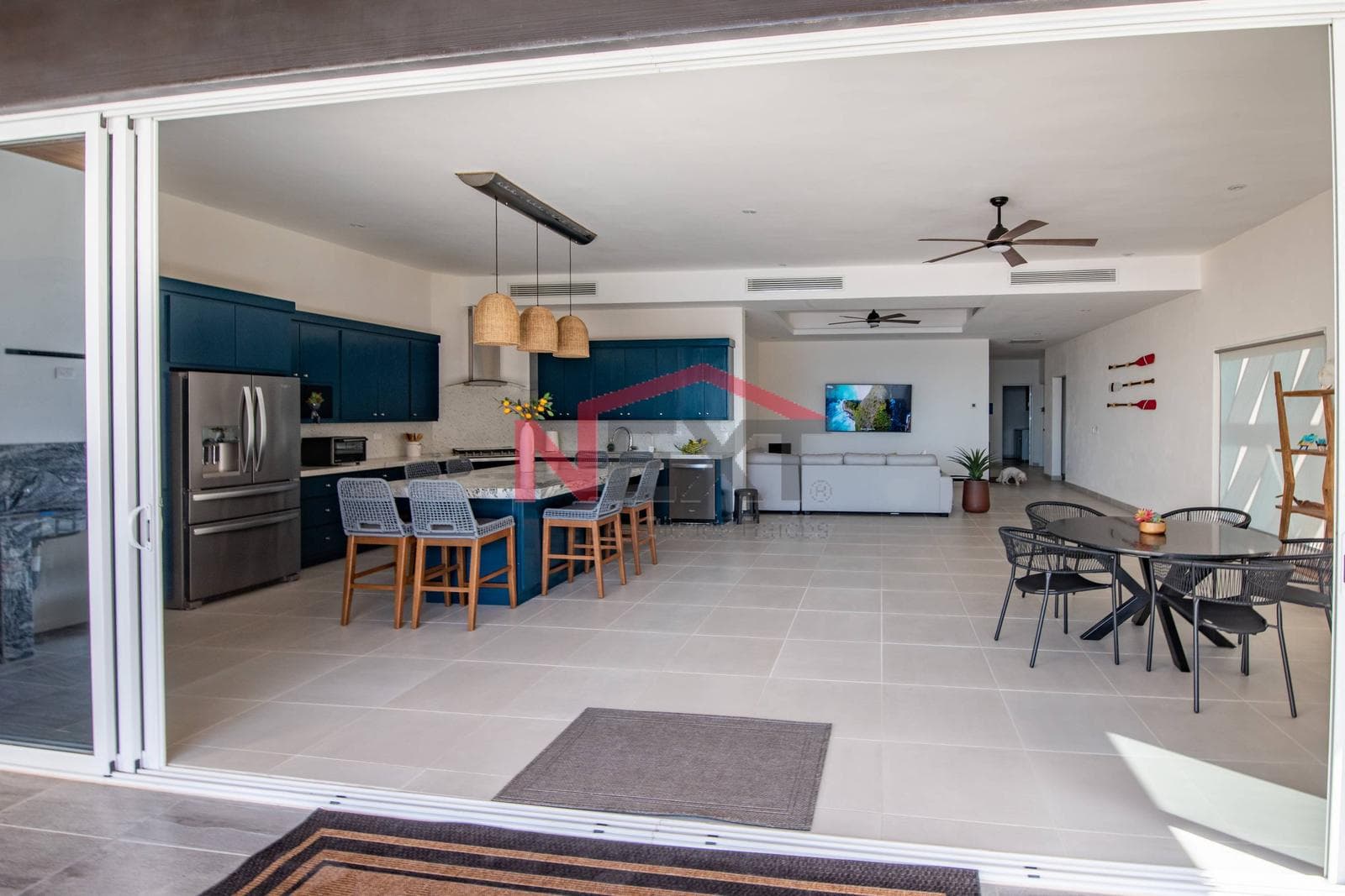 HOUSE FOR RENT IN BAHIA ENCANTO