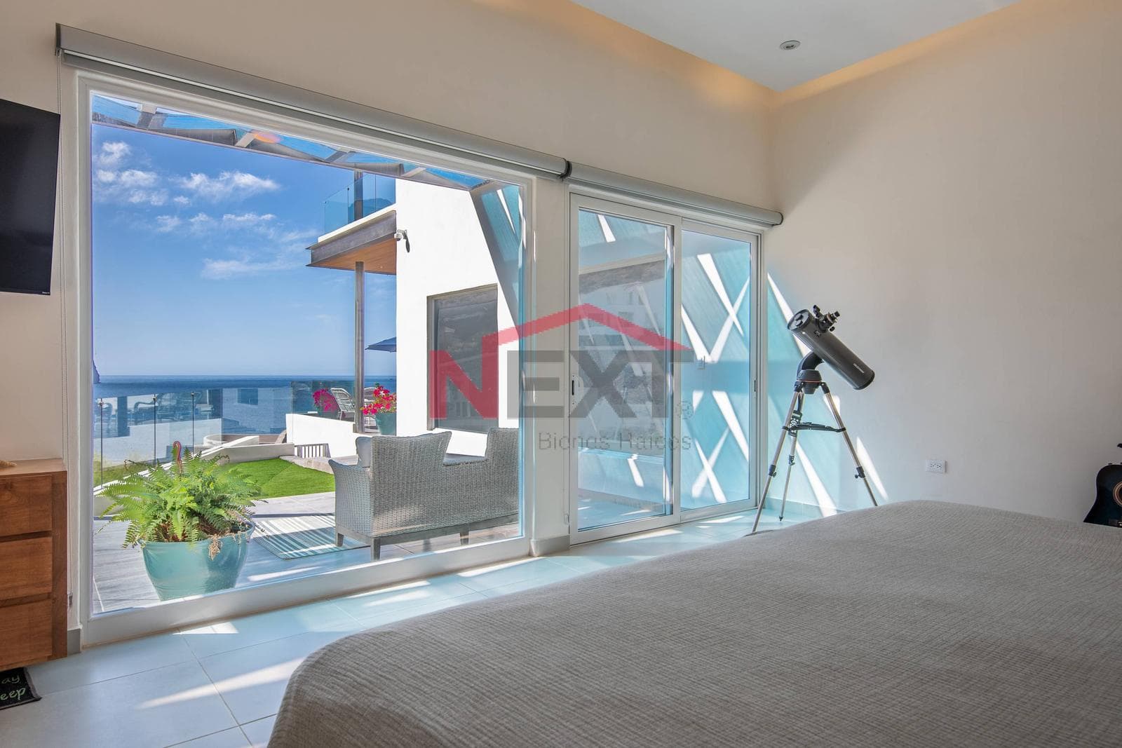 HOUSE FOR RENT IN BAHIA ENCANTO