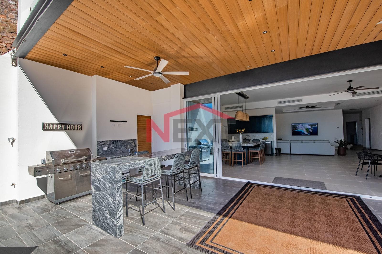 HOUSE FOR RENT IN BAHIA ENCANTO