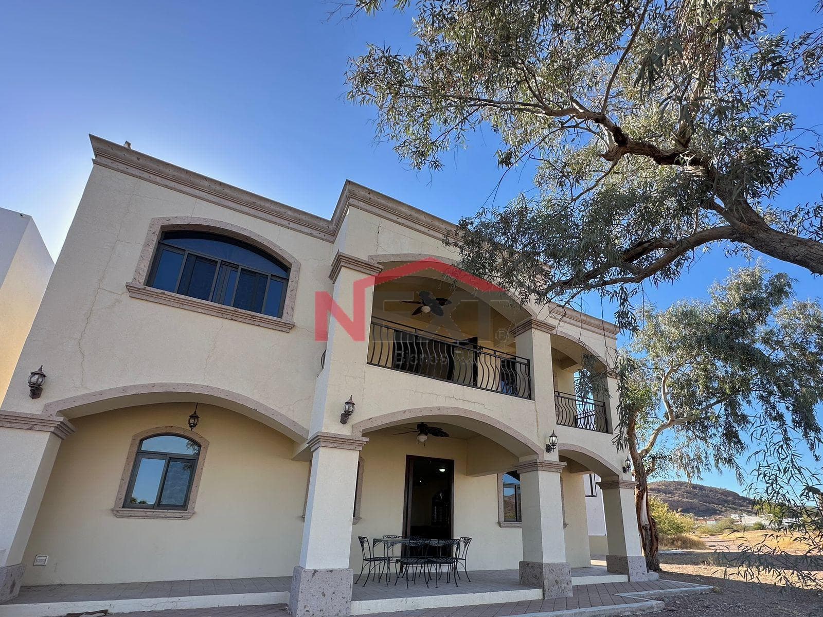 HOUSE FOR SALE AT ROYAL GOLF CLUB SAN CARLOS.