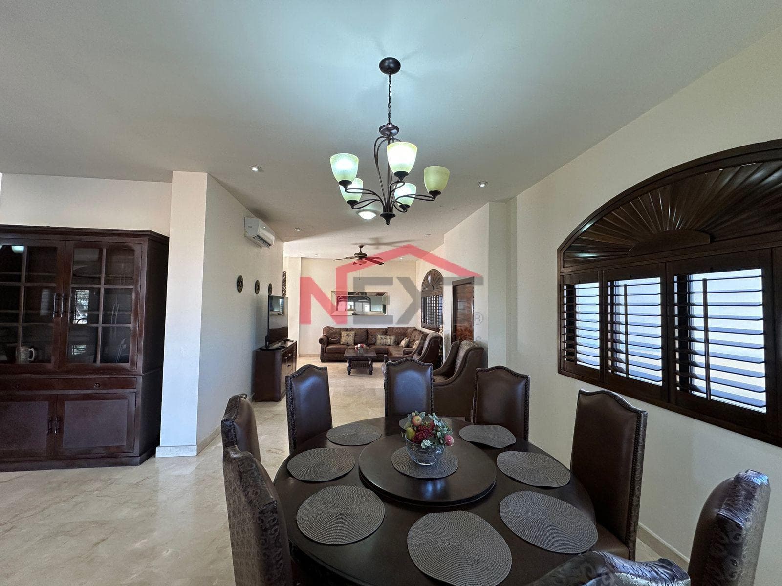 HOUSE FOR SALE AT ROYAL GOLF CLUB SAN CARLOS.
