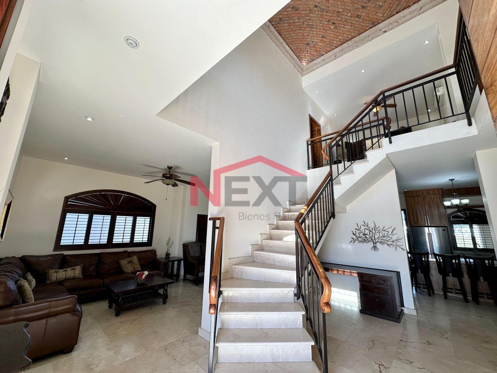 HOUSE FOR SALE AT ROYAL GOLF CLUB SAN CARLOS.