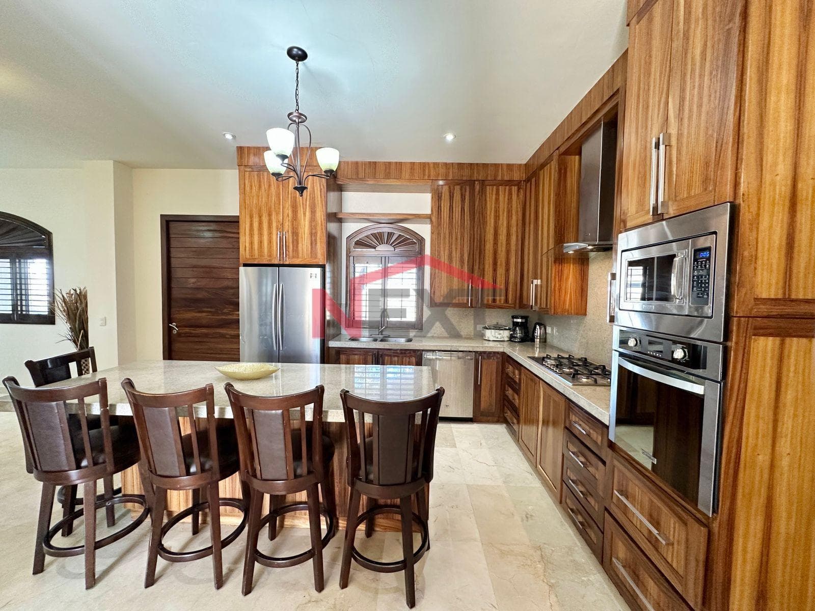 HOUSE FOR SALE AT ROYAL GOLF CLUB SAN CARLOS.