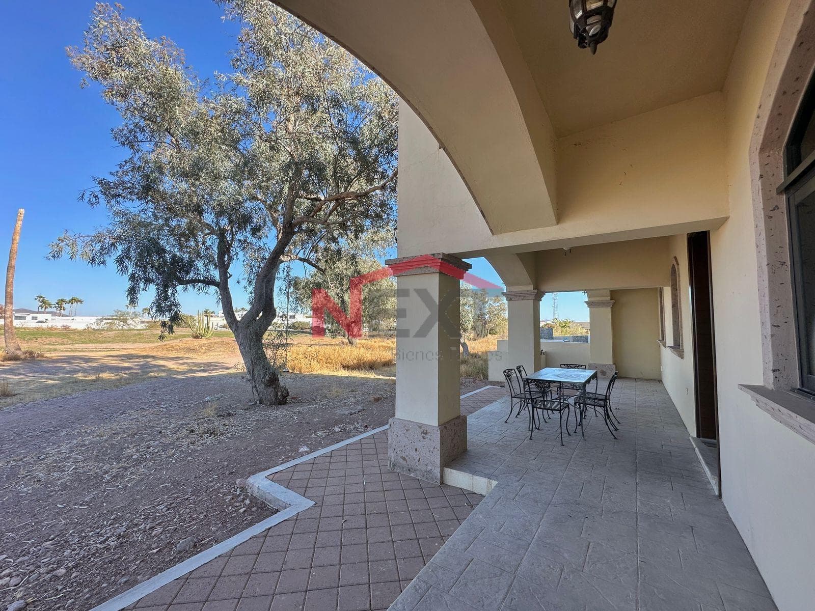 HOUSE FOR SALE AT ROYAL GOLF CLUB SAN CARLOS.