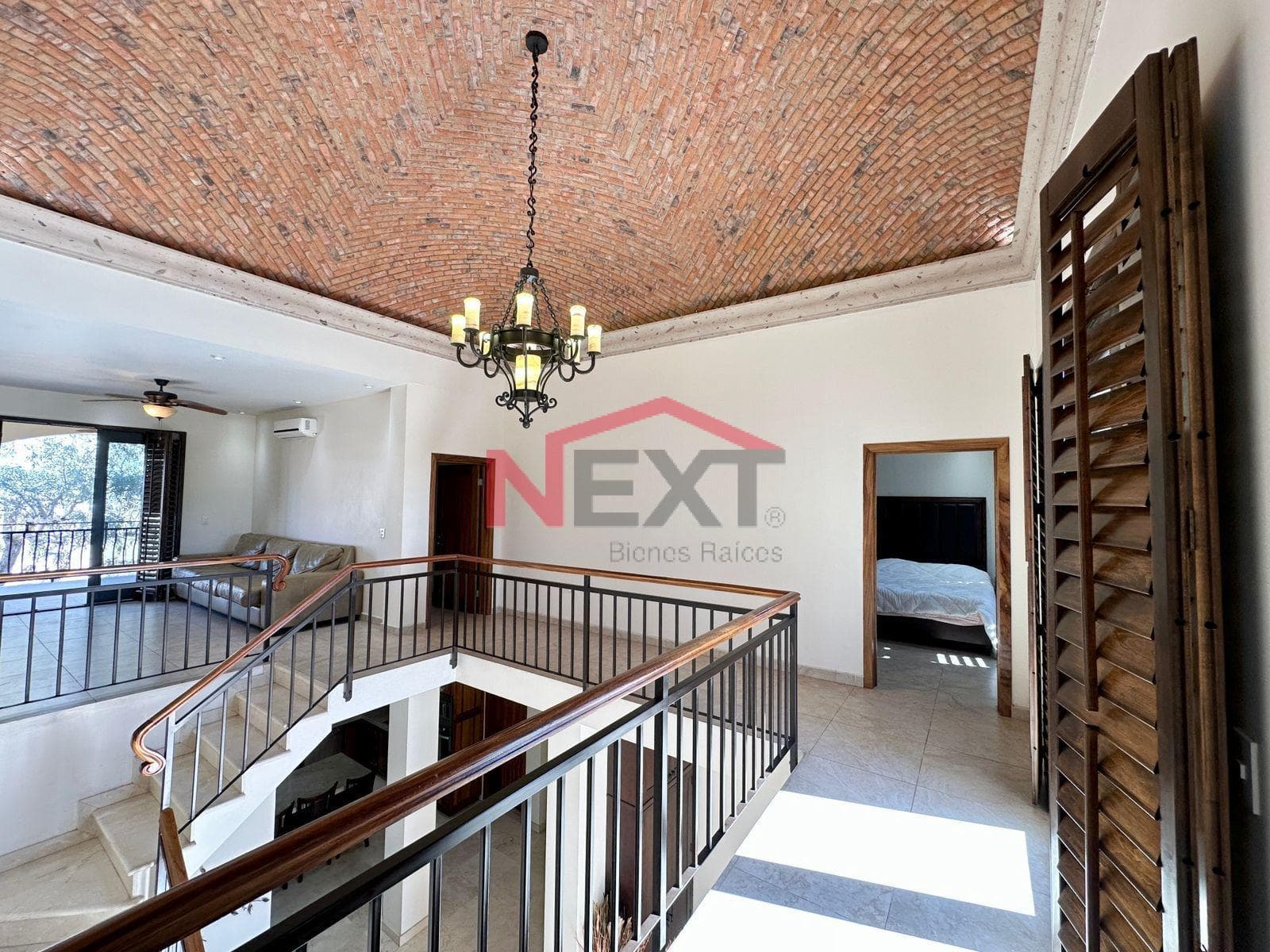 HOUSE FOR SALE AT ROYAL GOLF CLUB SAN CARLOS.