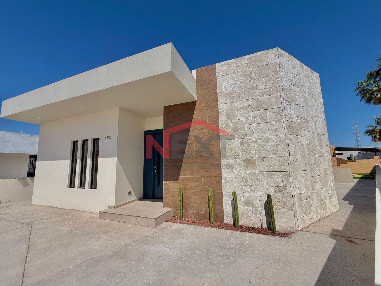HOUSE FOR SALE IN COUNTRY CLUB, SAN CARLOS.