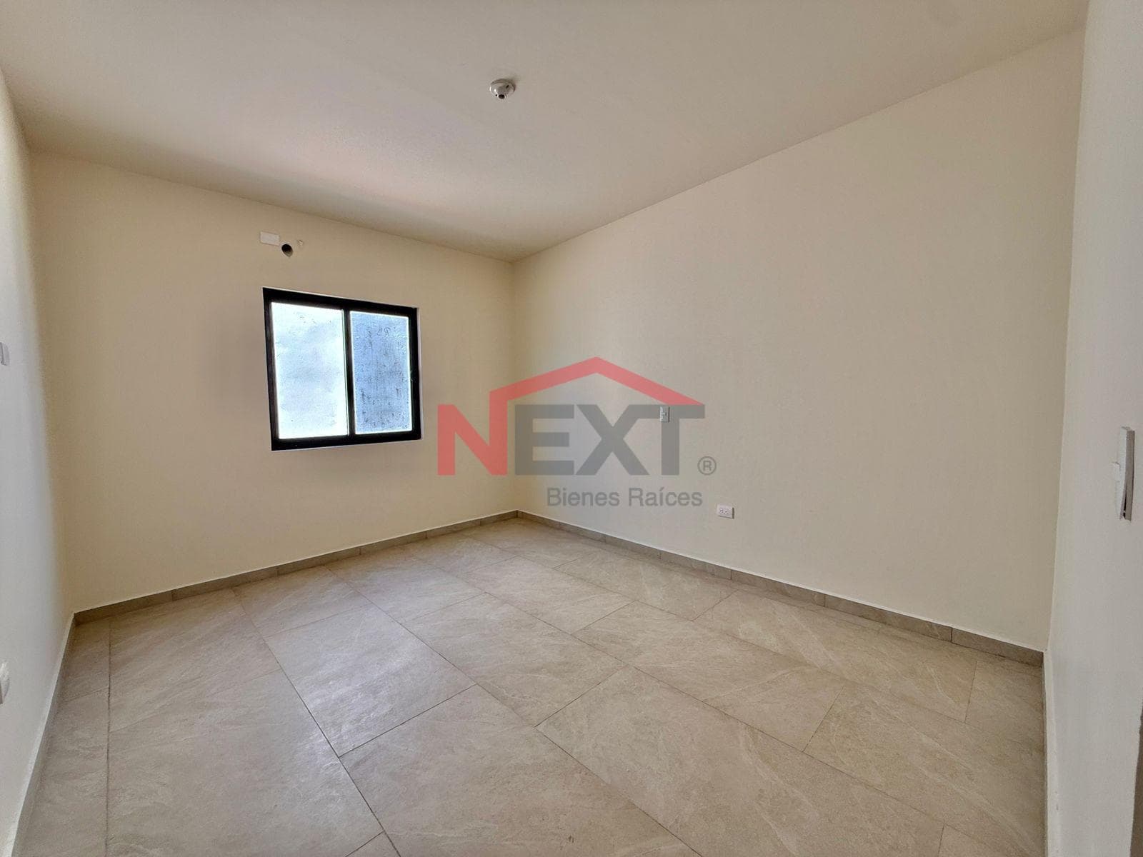 HOUSE FOR SALE IN COUNTRY CLUB, SAN CARLOS.