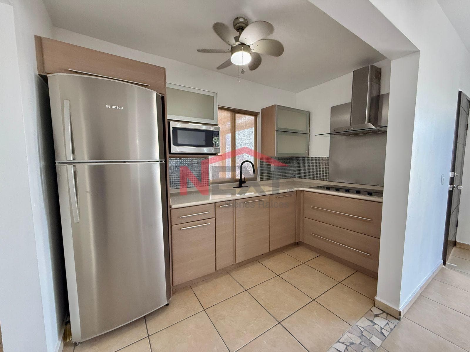 Centrally Located One-Story House in San Carlos