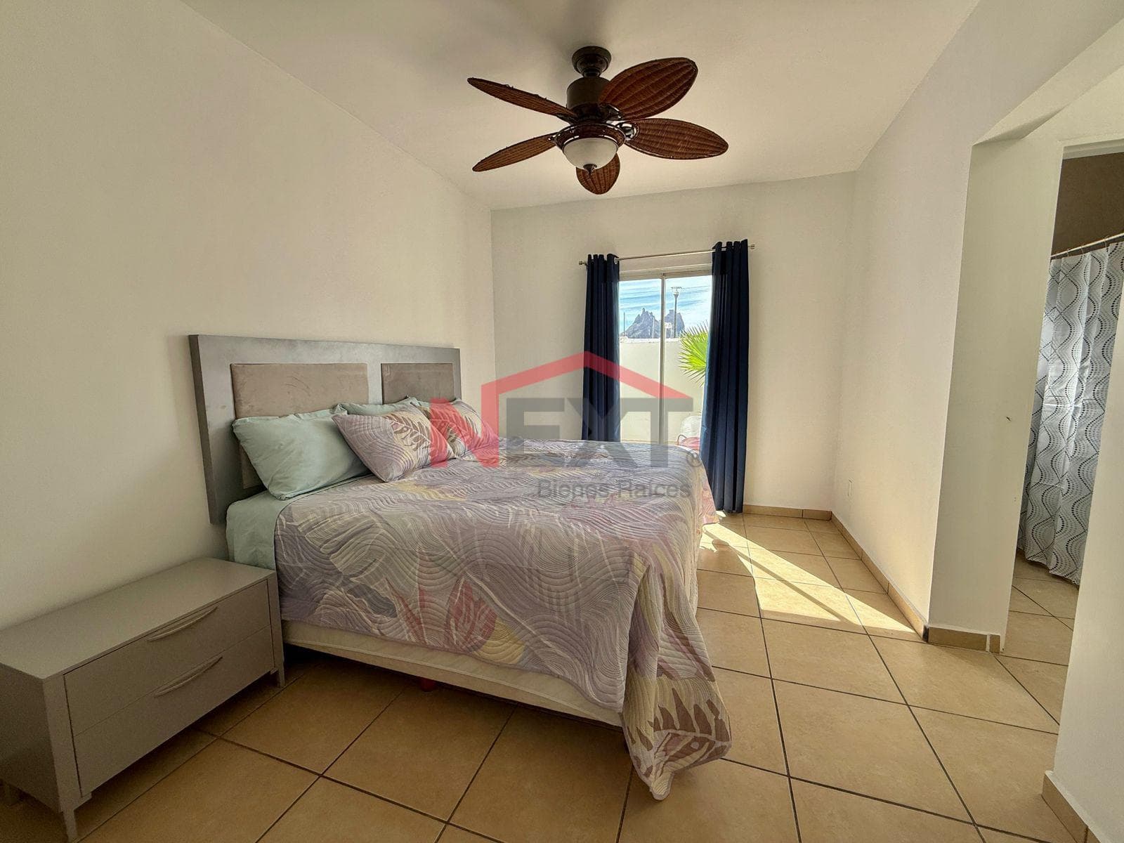 Centrally Located One-Story House in San Carlos