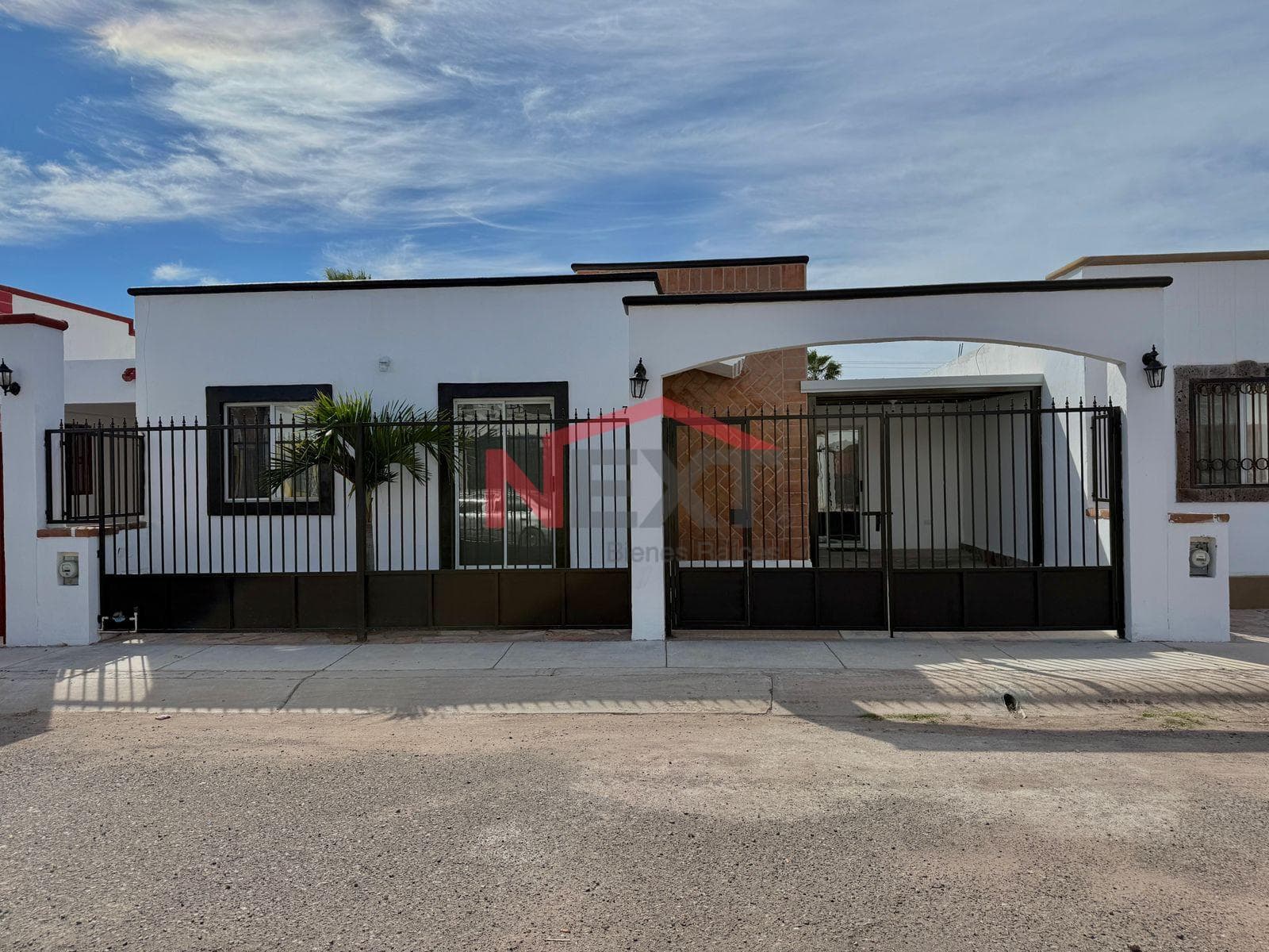 Centrally Located One-Story House in San Carlos