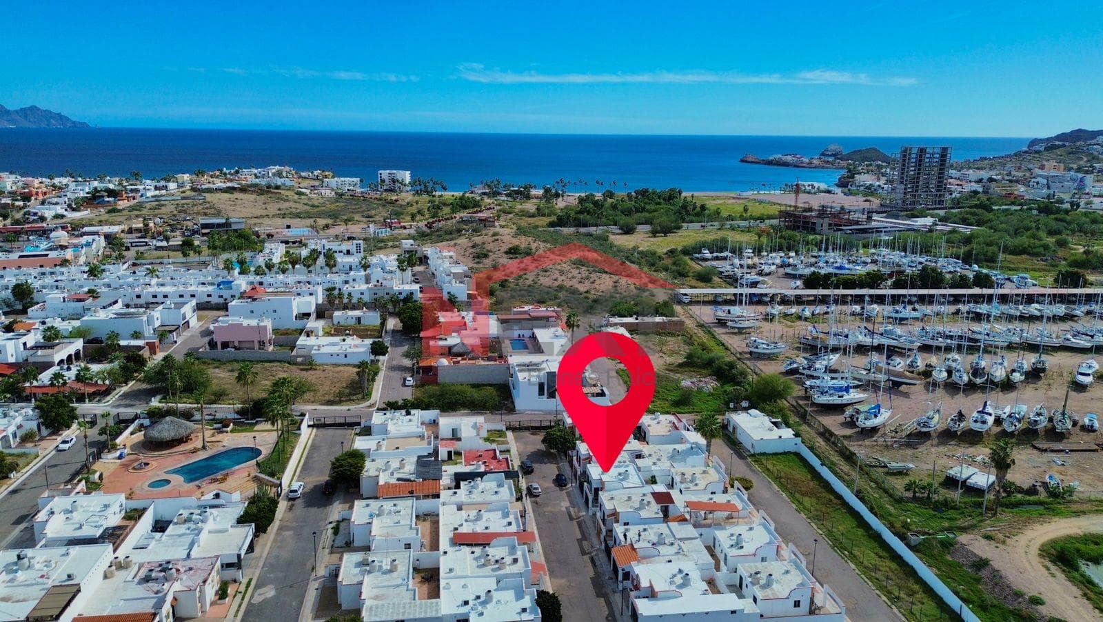 Centrally Located One-Story House in San Carlos