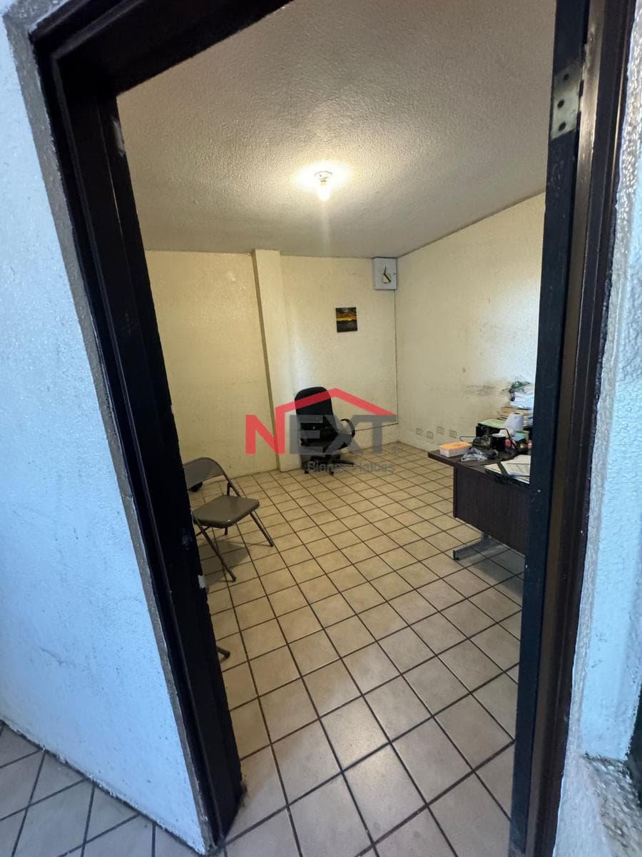 WINE CELLAR FOR RENT IN THE SAN LUIS NEIGHBORHOOD