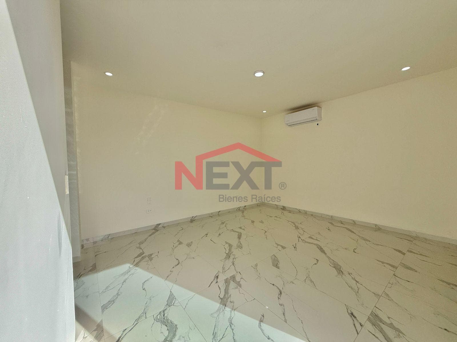 New House Near the Beach with a Pool, Panoramic Terraces, and High-Quality Finishes.