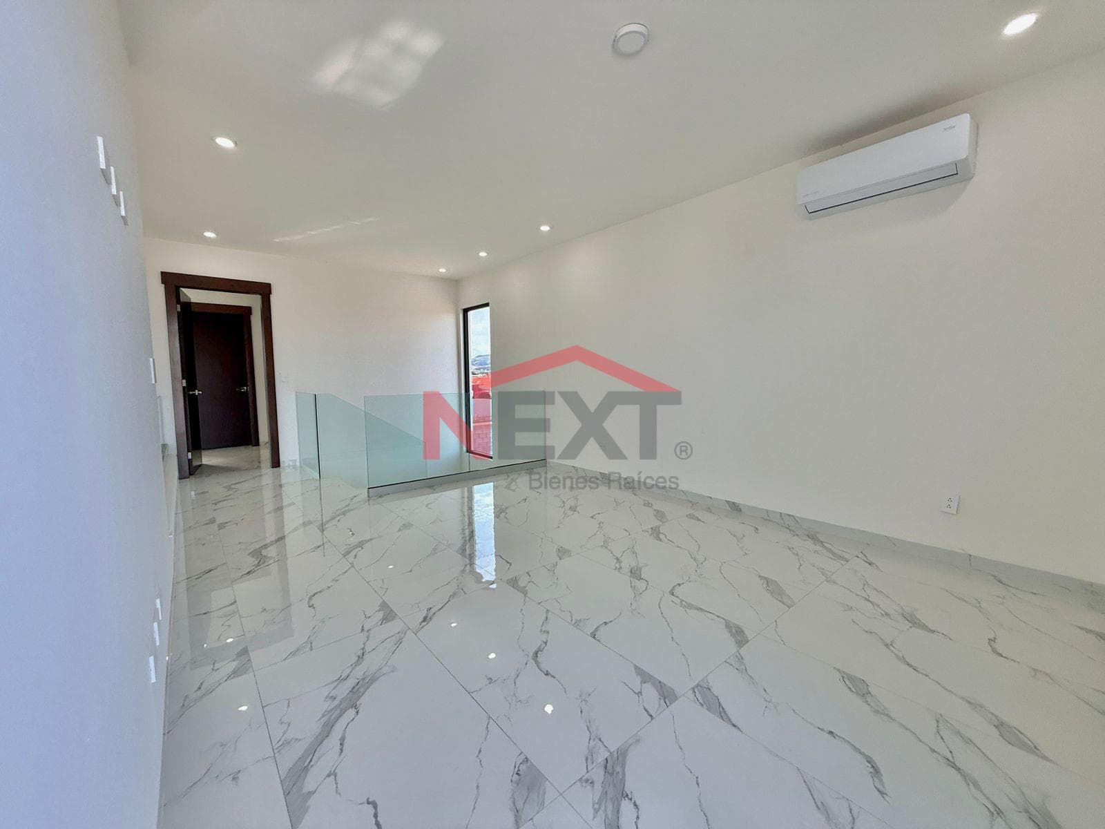 New House Near the Beach with a Pool, Panoramic Terraces, and High-Quality Finishes.