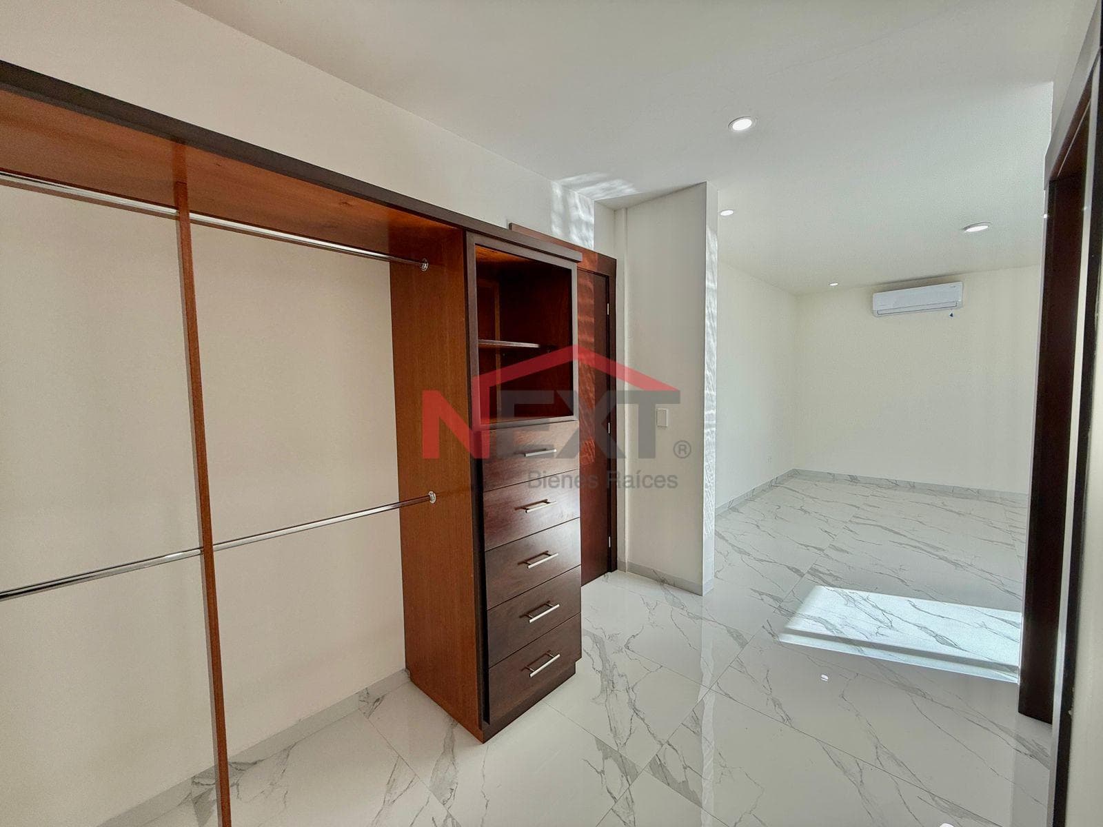 New House Near the Beach with a Pool, Panoramic Terraces, and High-Quality Finishes.