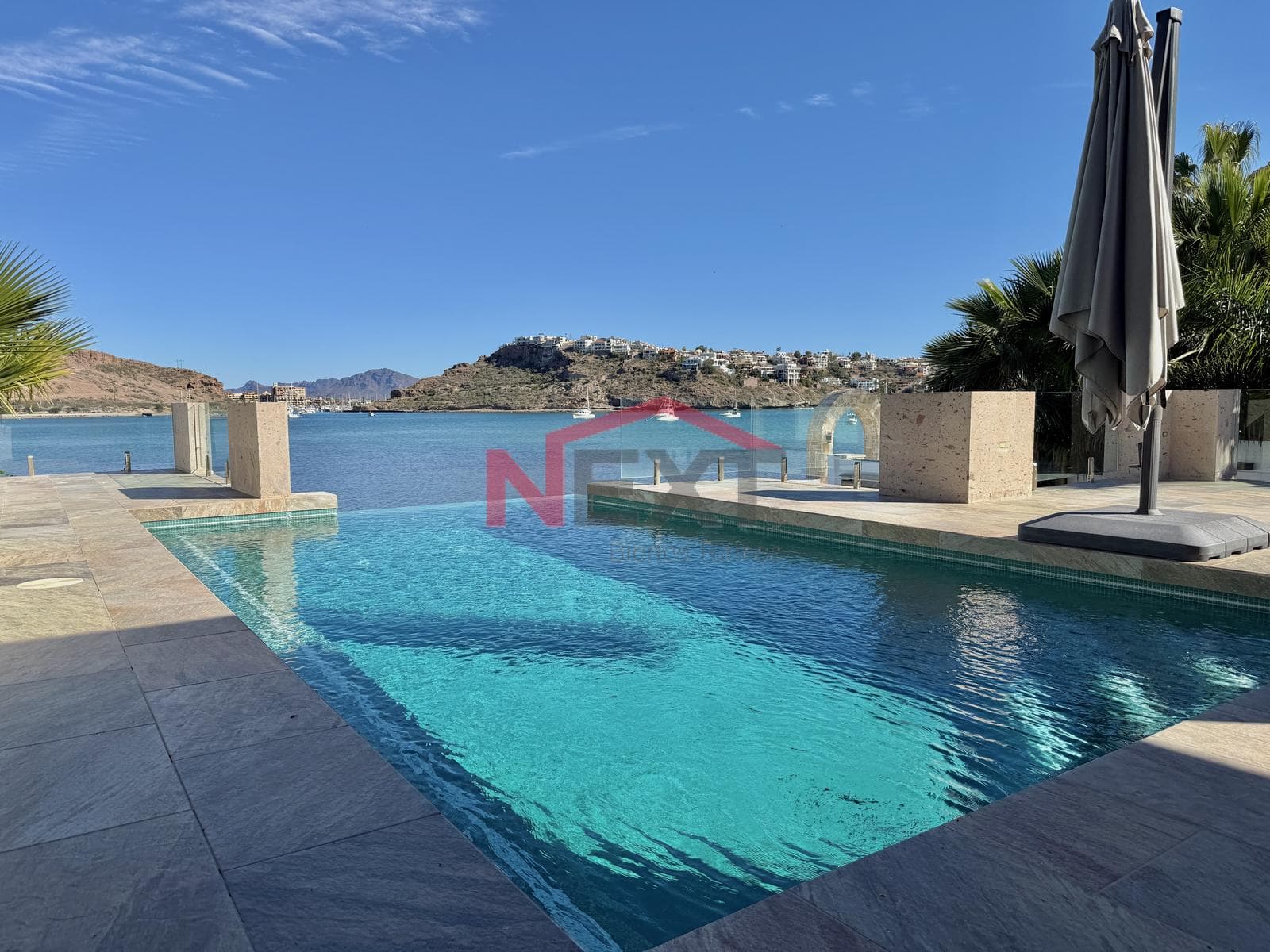 House facing San Carlos Bay