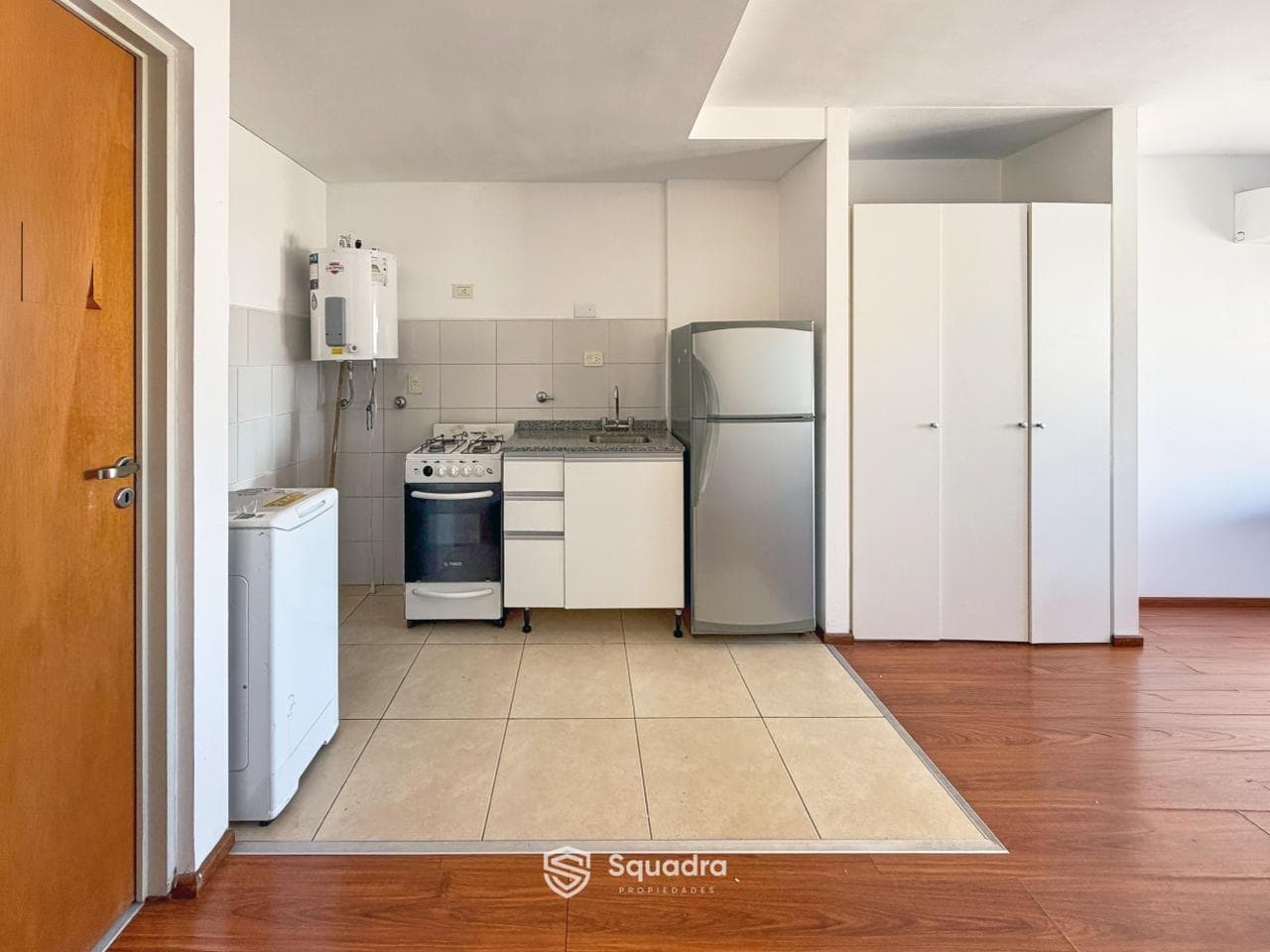 FOR SALE - Studio apartment facing the rear of the building - Downtown, Rosario - QUALIFIES FOR A MORTGAGE.