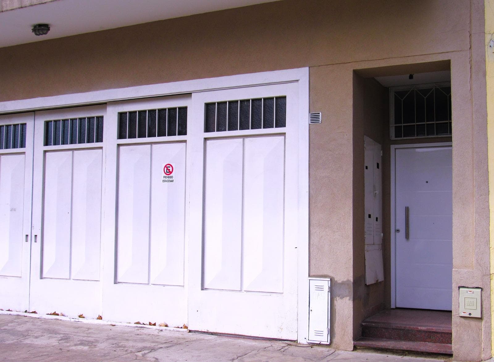 Department 3 with a rear facade on Piñeyro Avellaneda