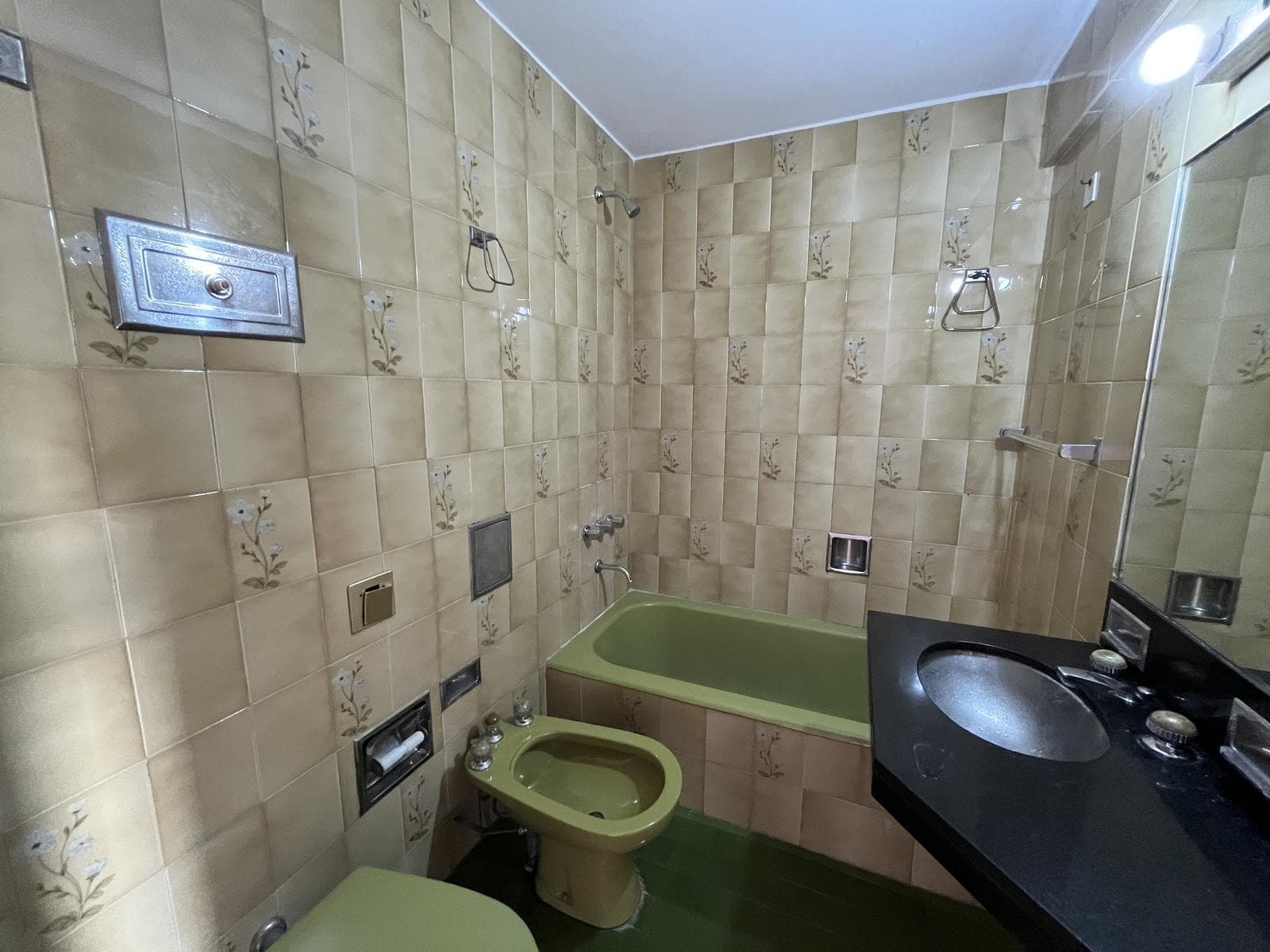Two-room apartment in Almagro Norte