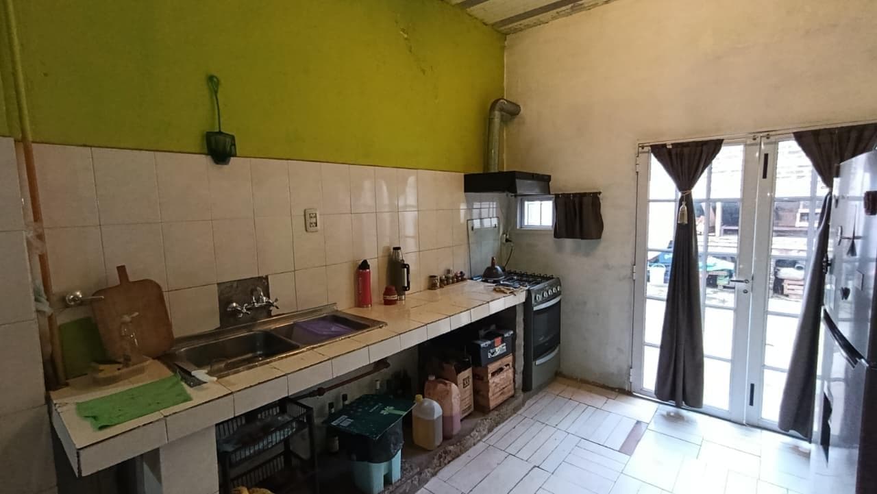 2-BEDROOM HOUSE WITH PATIO AND GARAGE - VGG