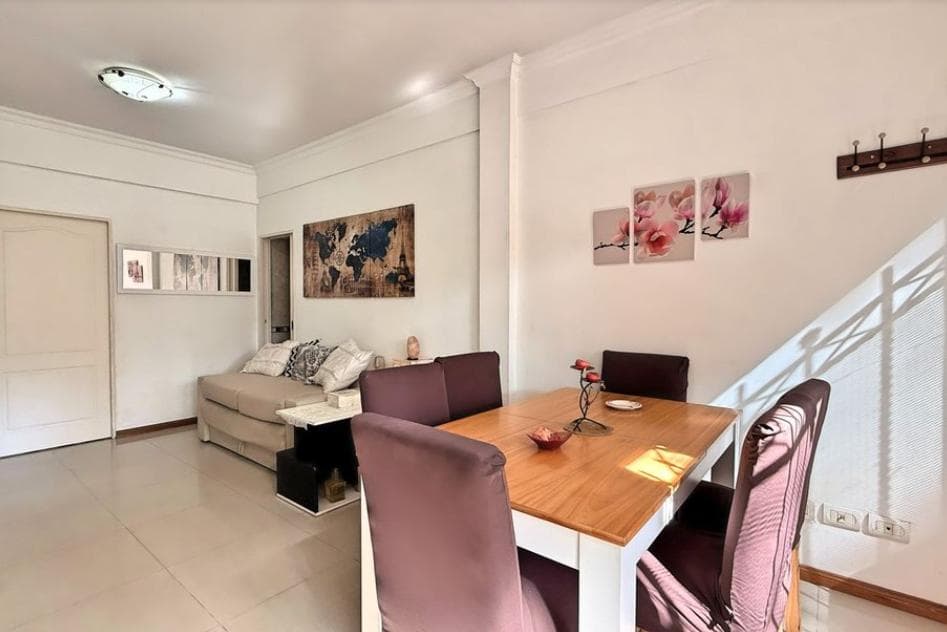 FOR SALE: 3-Bedroom Condo in Flores, with Separate Entrance