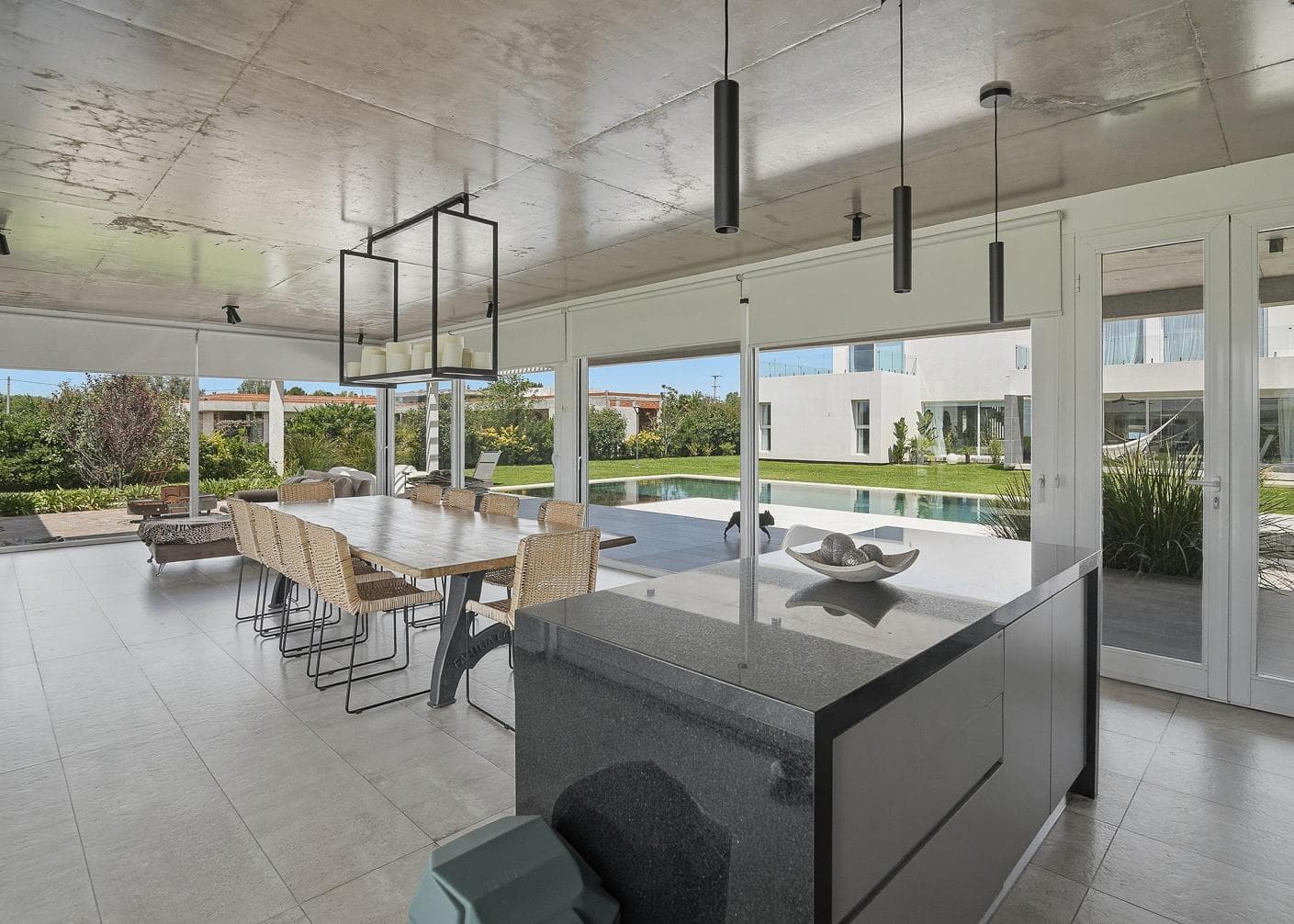 8-room house for sale in Chivilcoy