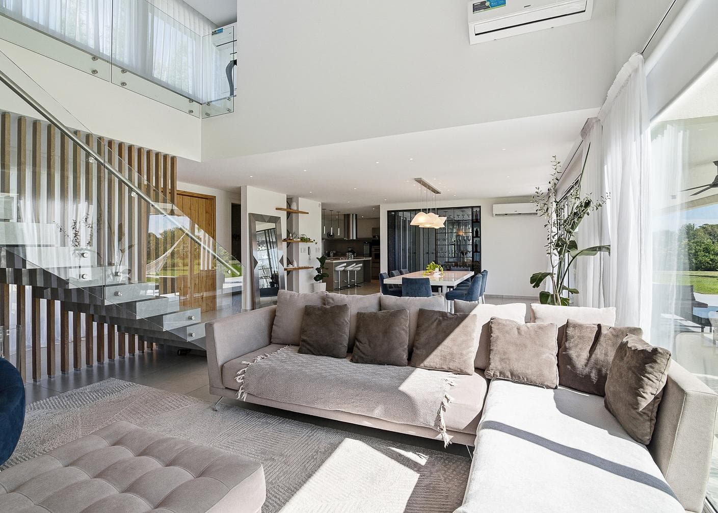 8-room house for sale in Chivilcoy