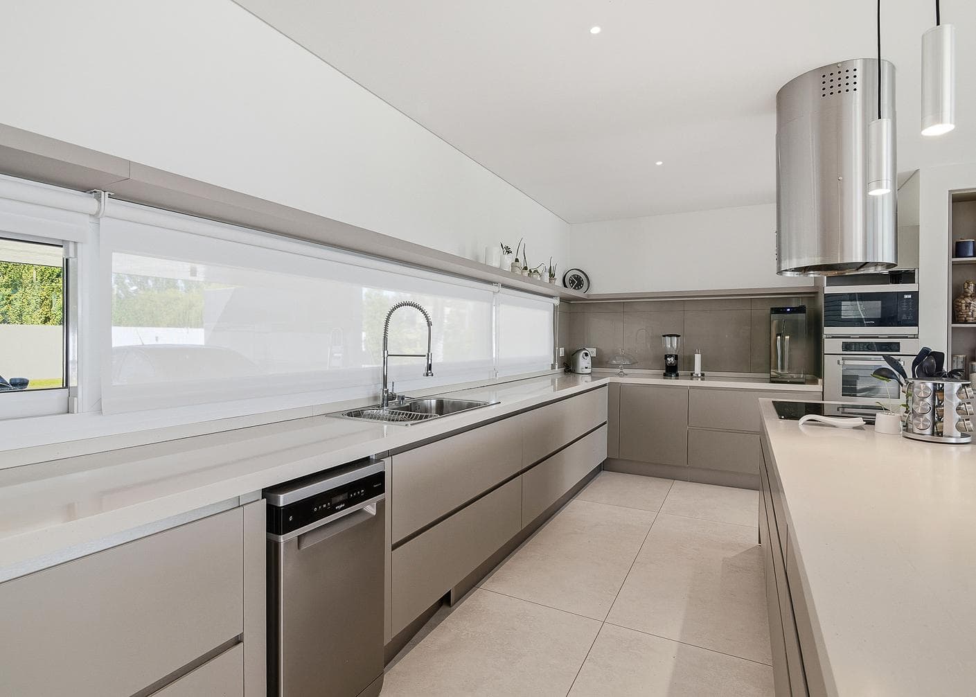 8-room house for sale in Chivilcoy