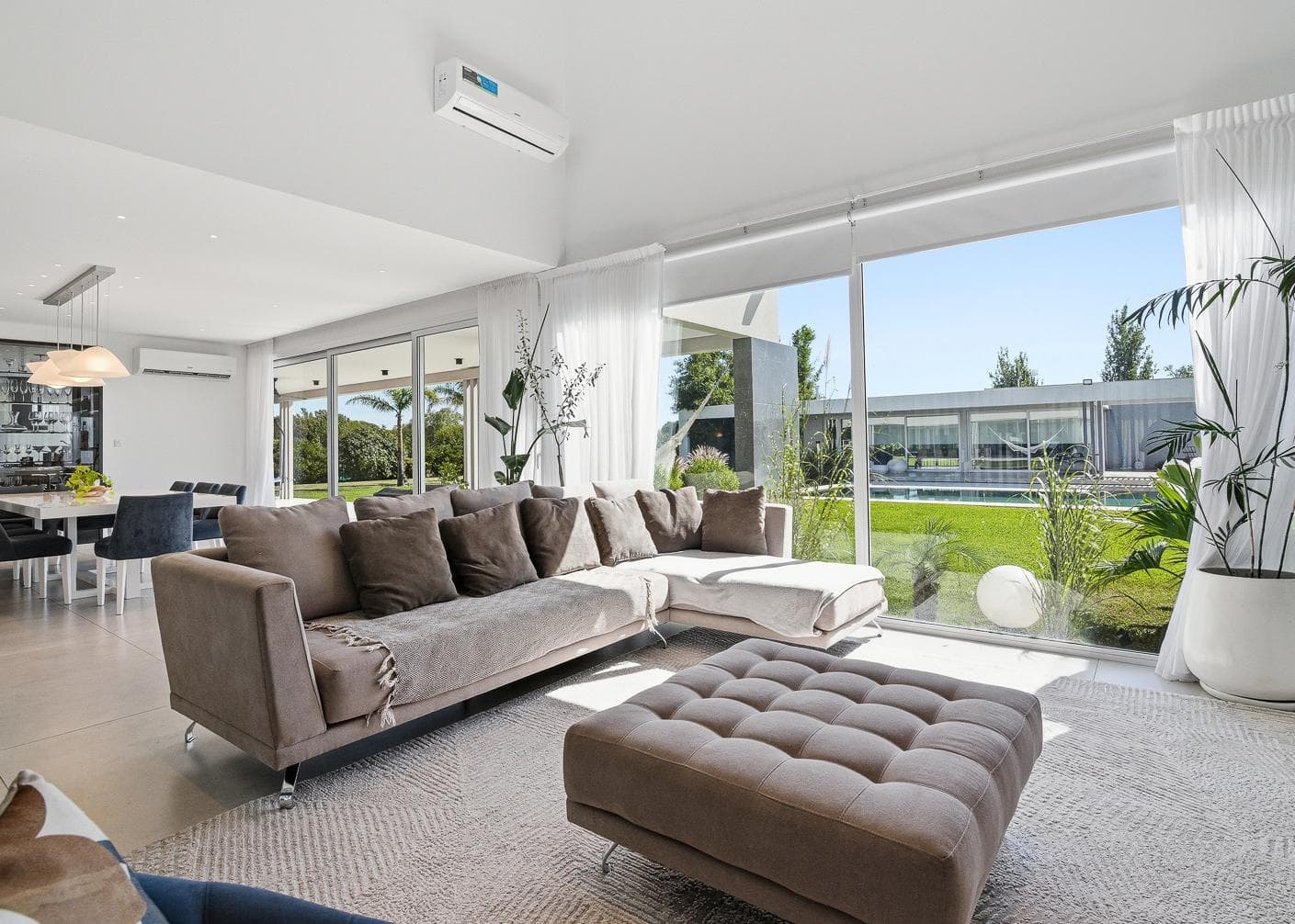 8-room house for sale in Chivilcoy