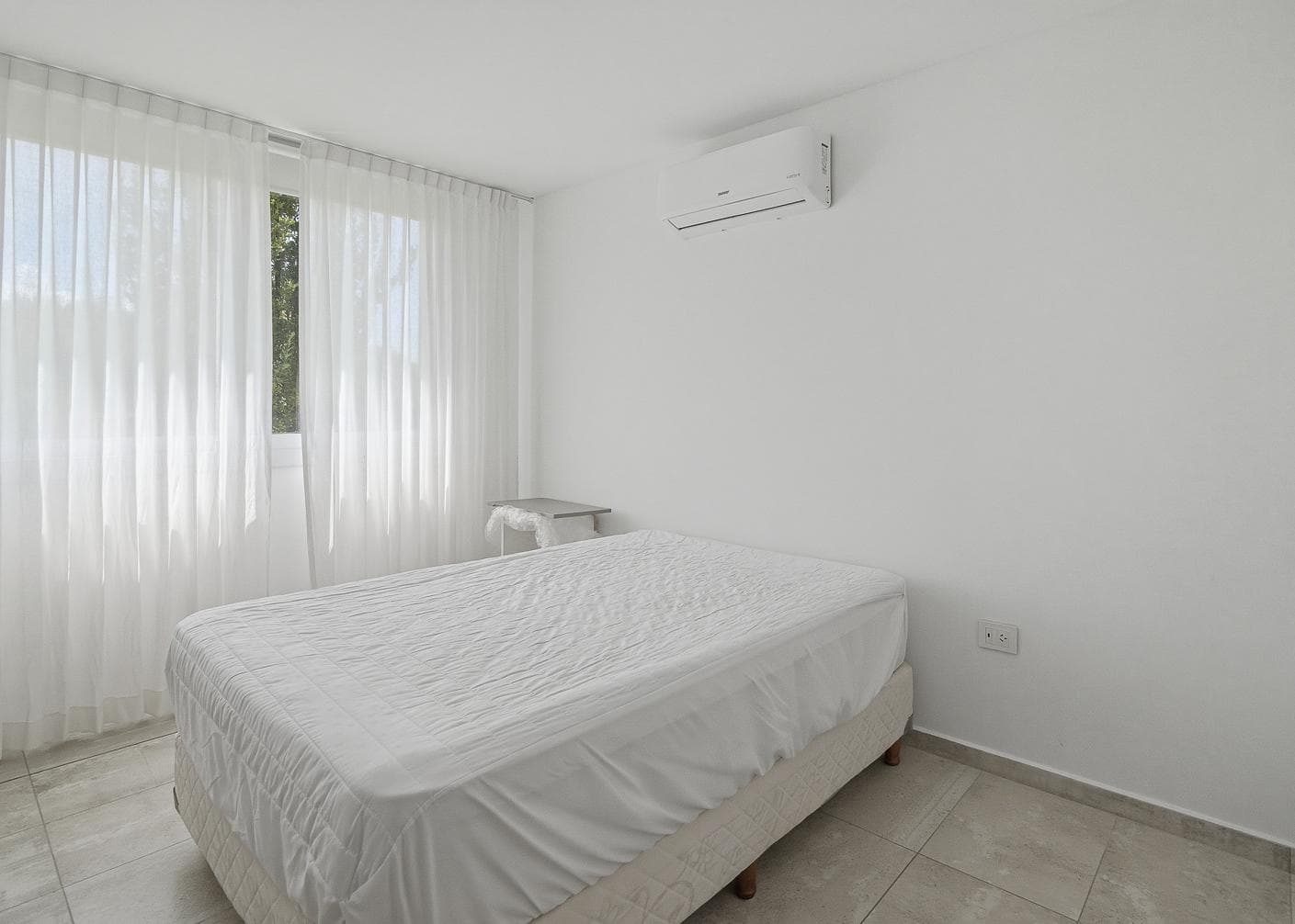 8-room house for sale in Chivilcoy