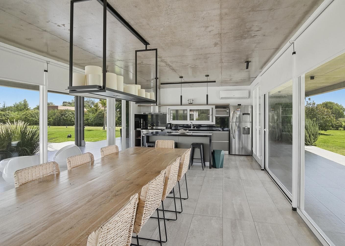 8-room house for sale in Chivilcoy