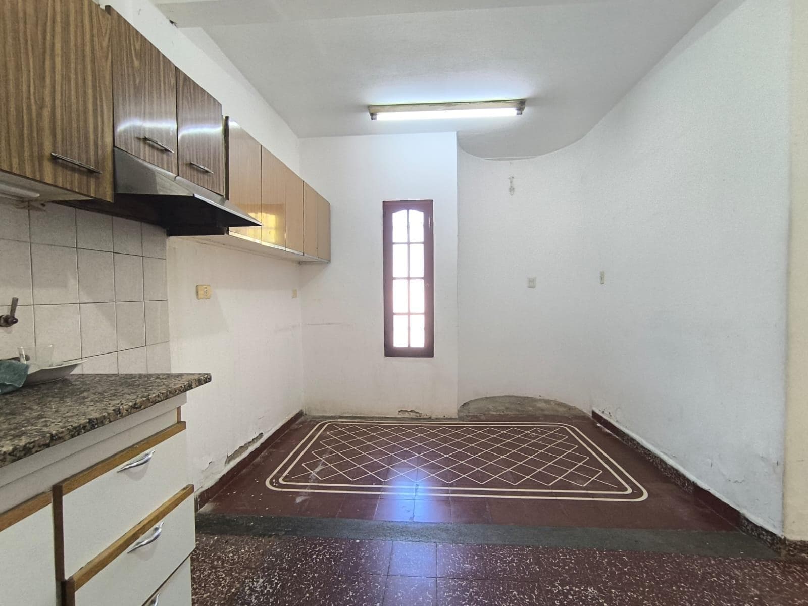 House for sale in Alta Córdoba: three bedrooms, storage room