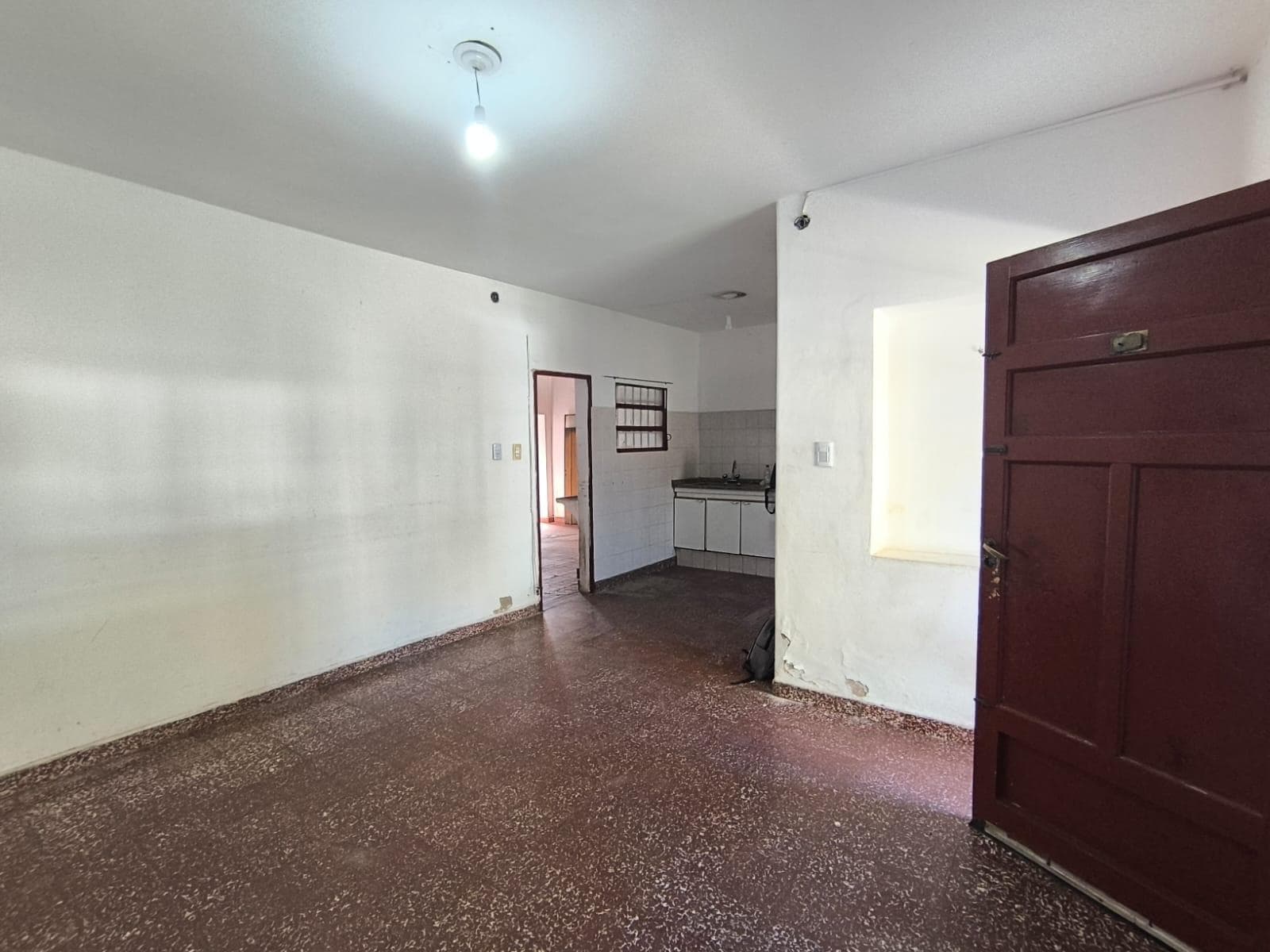 House for sale in Alta Córdoba: three bedrooms, storage room