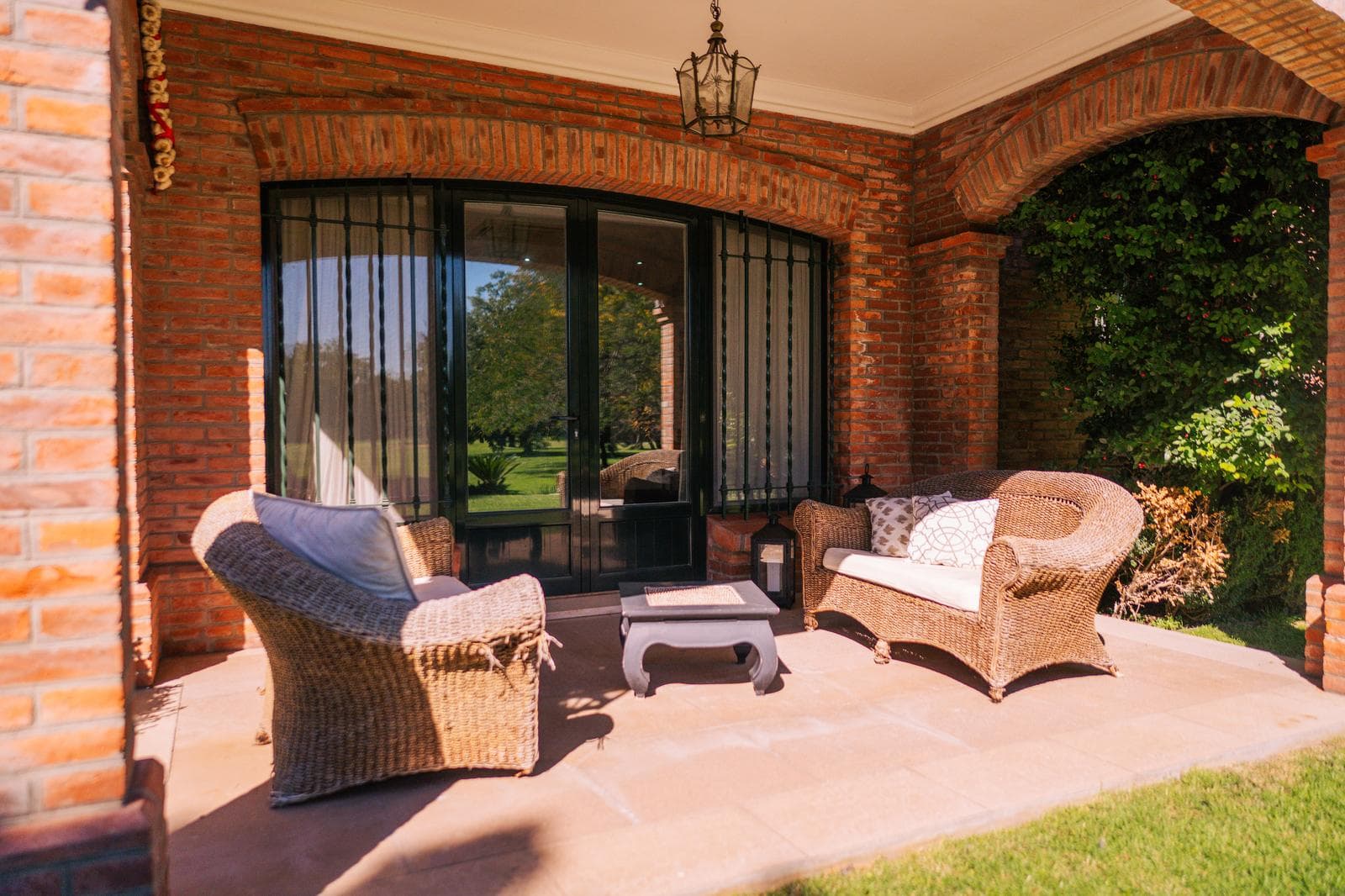 950-square-meter home for sale in Olivos
