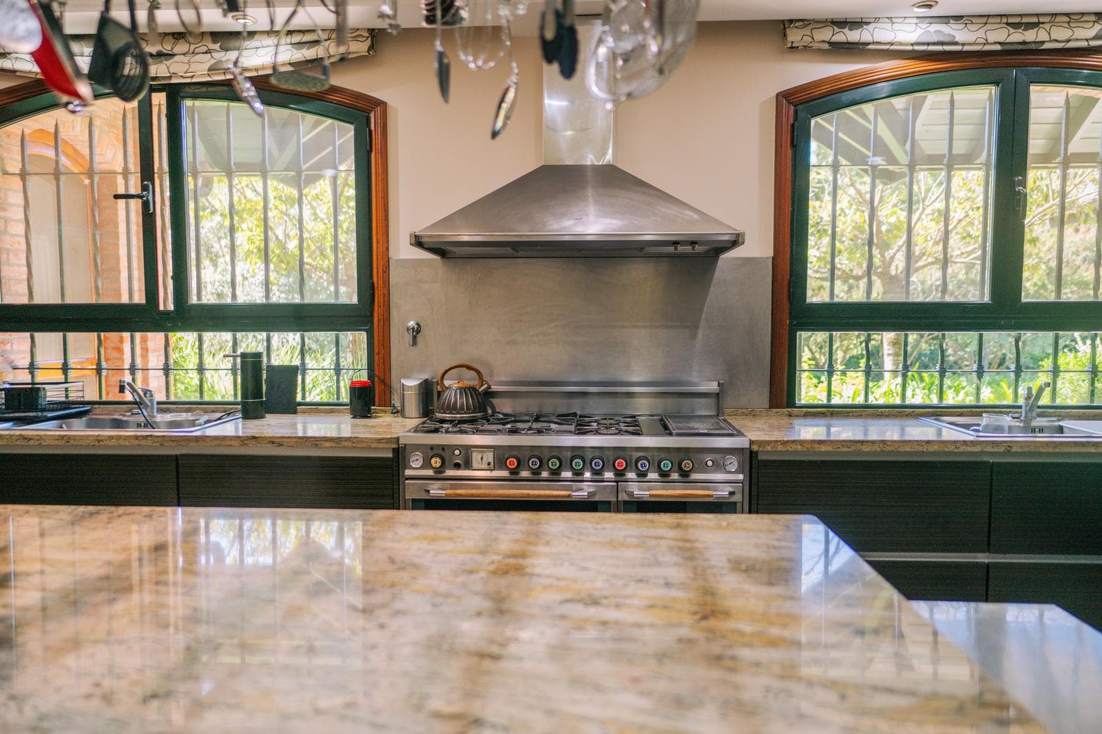 950-square-meter home for sale in Olivos