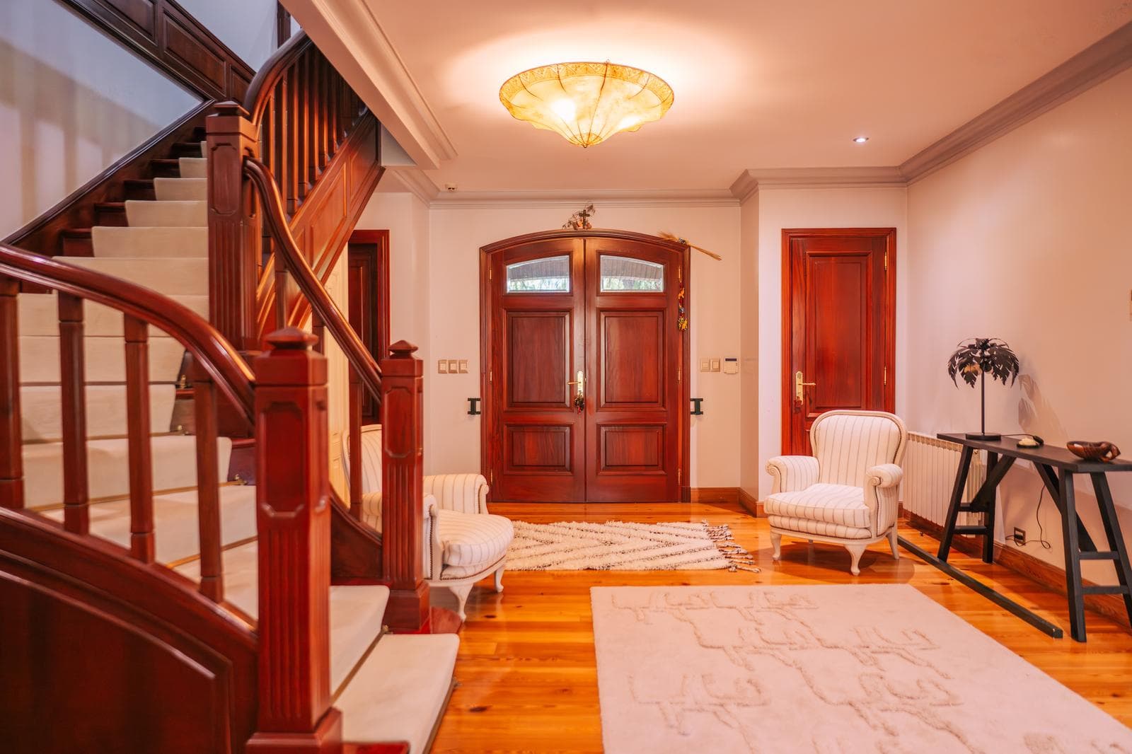 950-square-meter home for sale in Olivos
