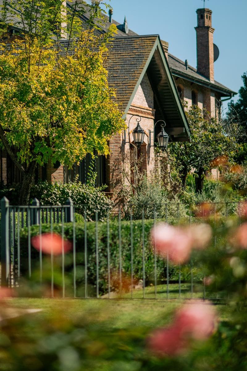 950-square-meter home for sale in Olivos