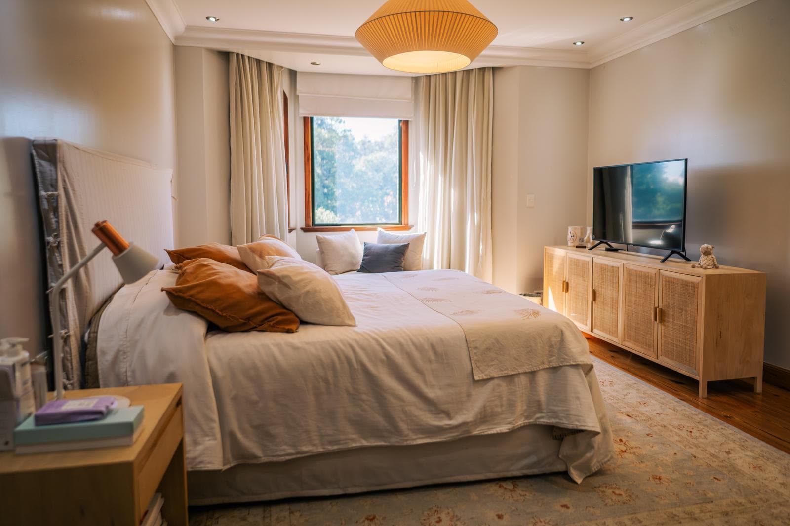 950-square-meter home for sale in Olivos