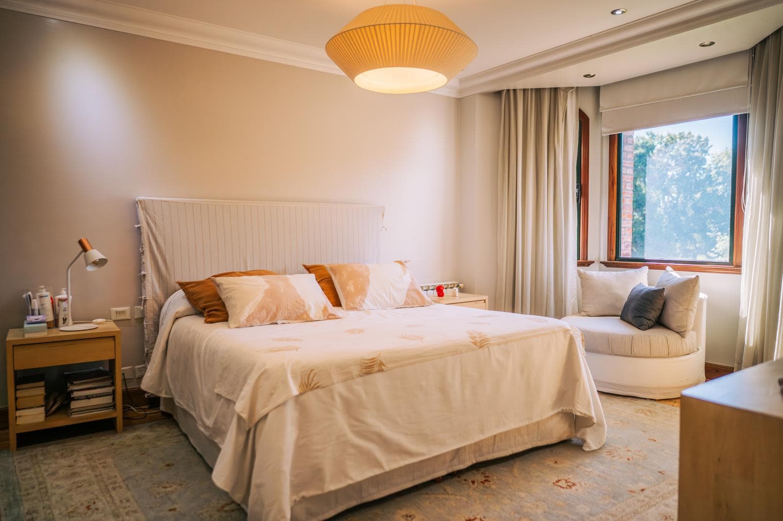 950-square-meter home for sale in Olivos