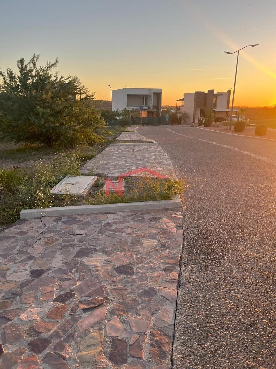 LAND FOR SALE IN CERRADA DEL ZORRO, ALTOZANO RESIDENTIAL AREA