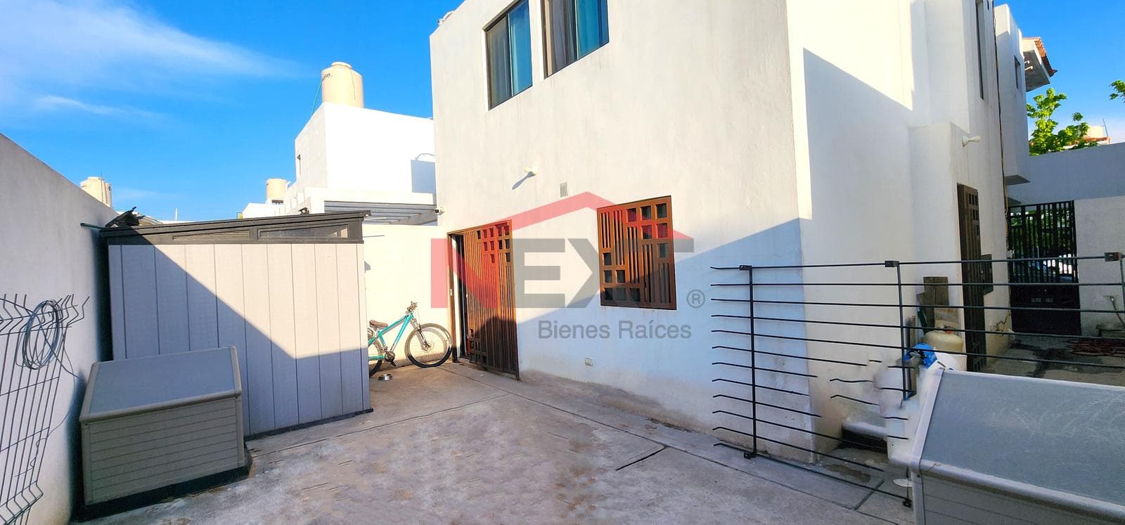 HOUSE FOR SALE NORTHEAST AREA OF HACIENDA LA AURORA