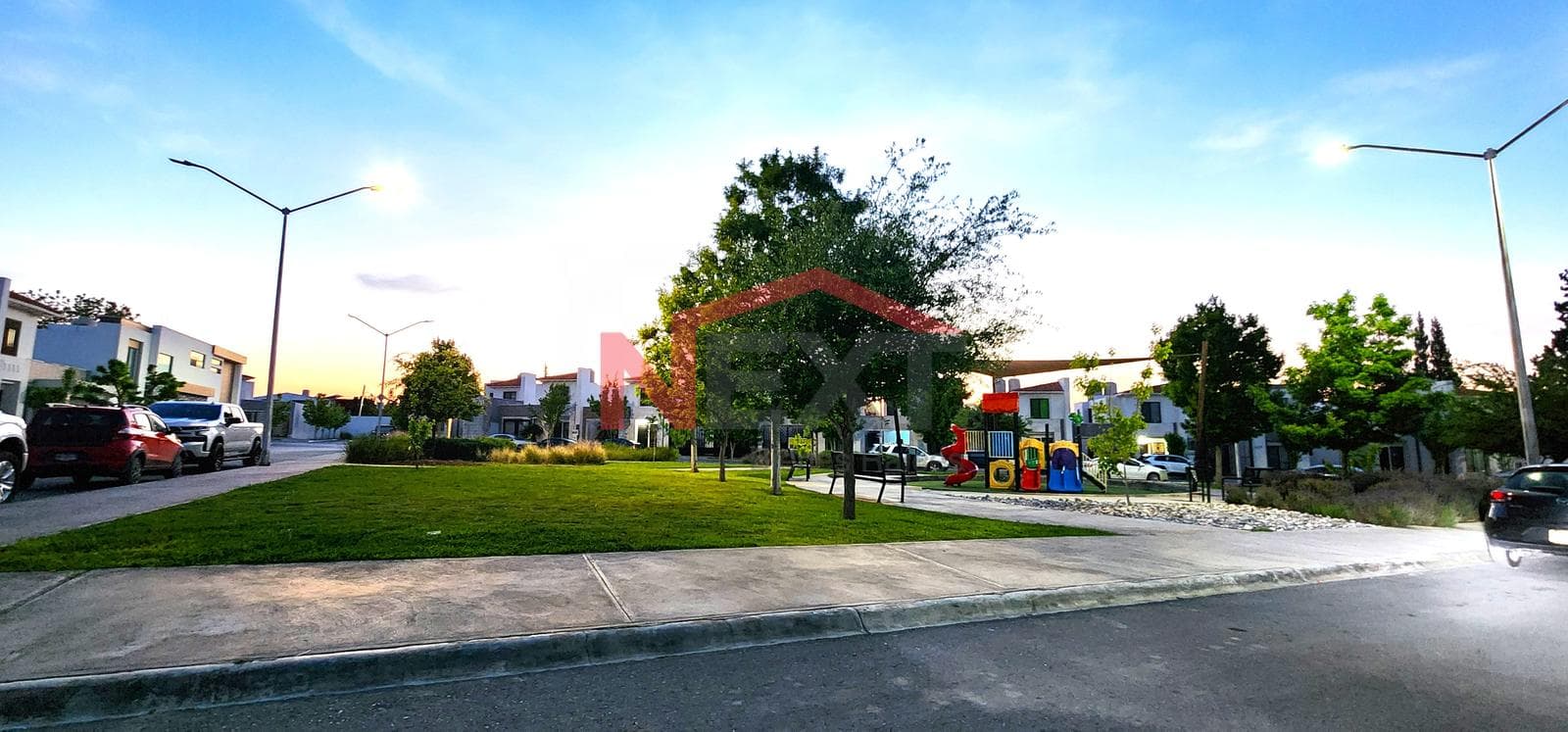 HOUSE FOR SALE NORTHEAST AREA OF HACIENDA LA AURORA