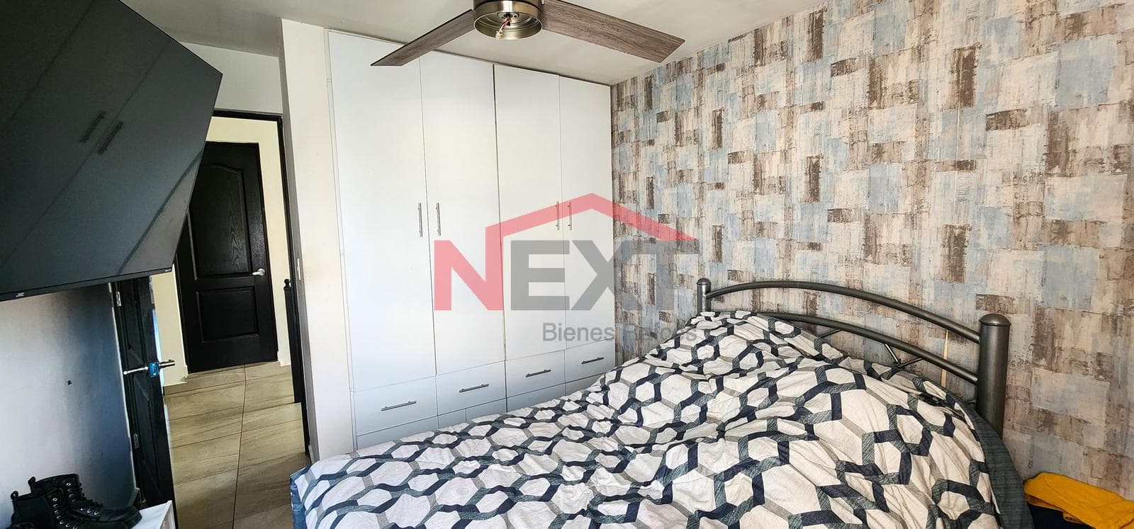 HOUSE FOR SALE NORTHEAST AREA OF HACIENDA LA AURORA