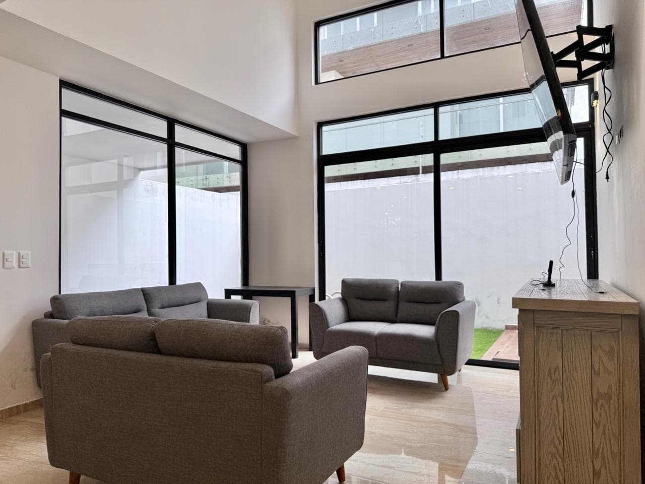 CASA EN RENTA RESIDENCIAL AQUA AV HUAYACAN