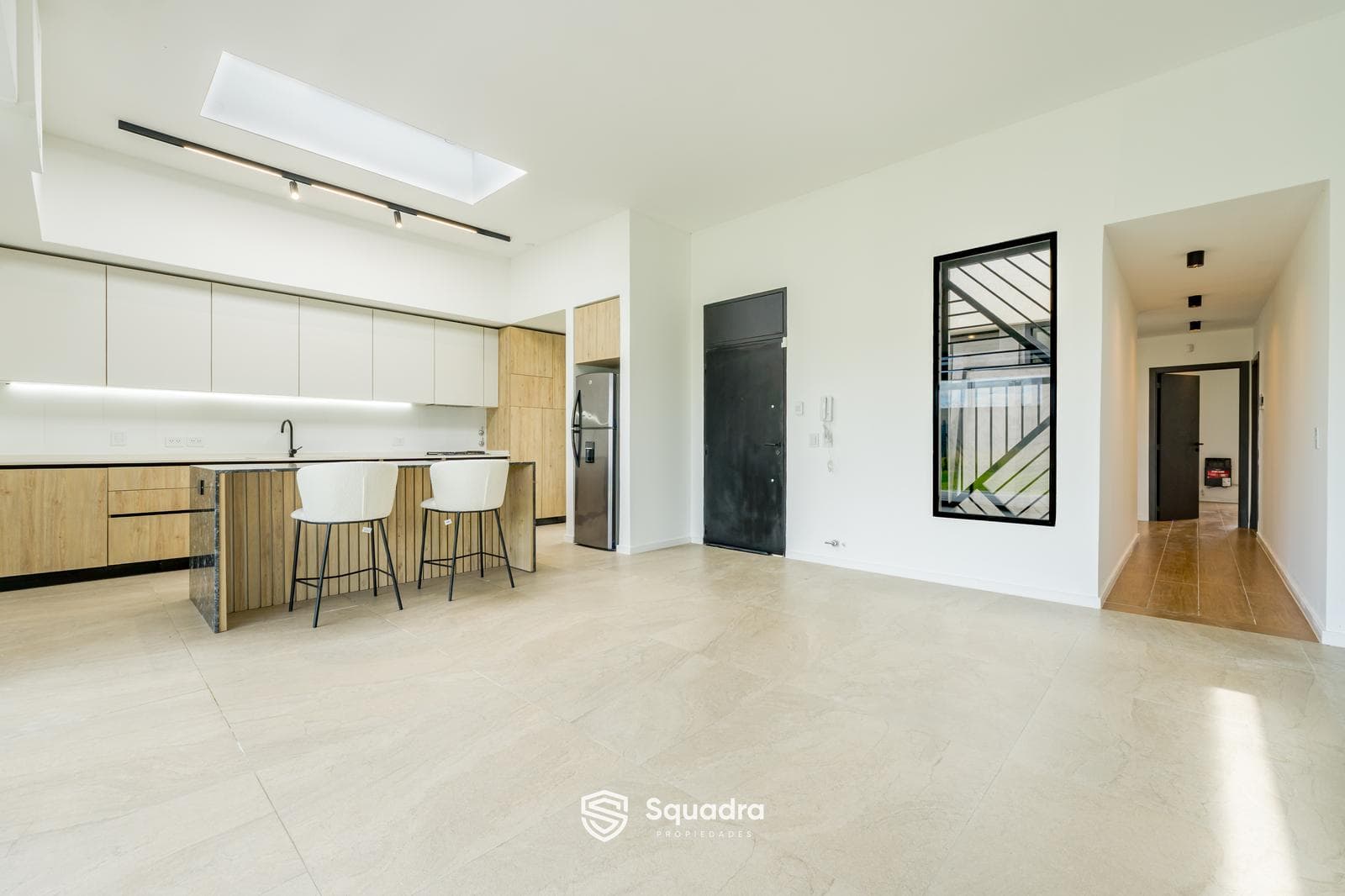FOR SALE - Brand-new 2-bedroom house with a covered patio and barbecue area - Alvear.