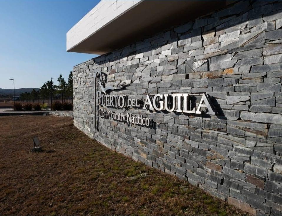 FOR SALE: LOT IN PUERTO DEL AGUILA COUNTRY NAUTICO