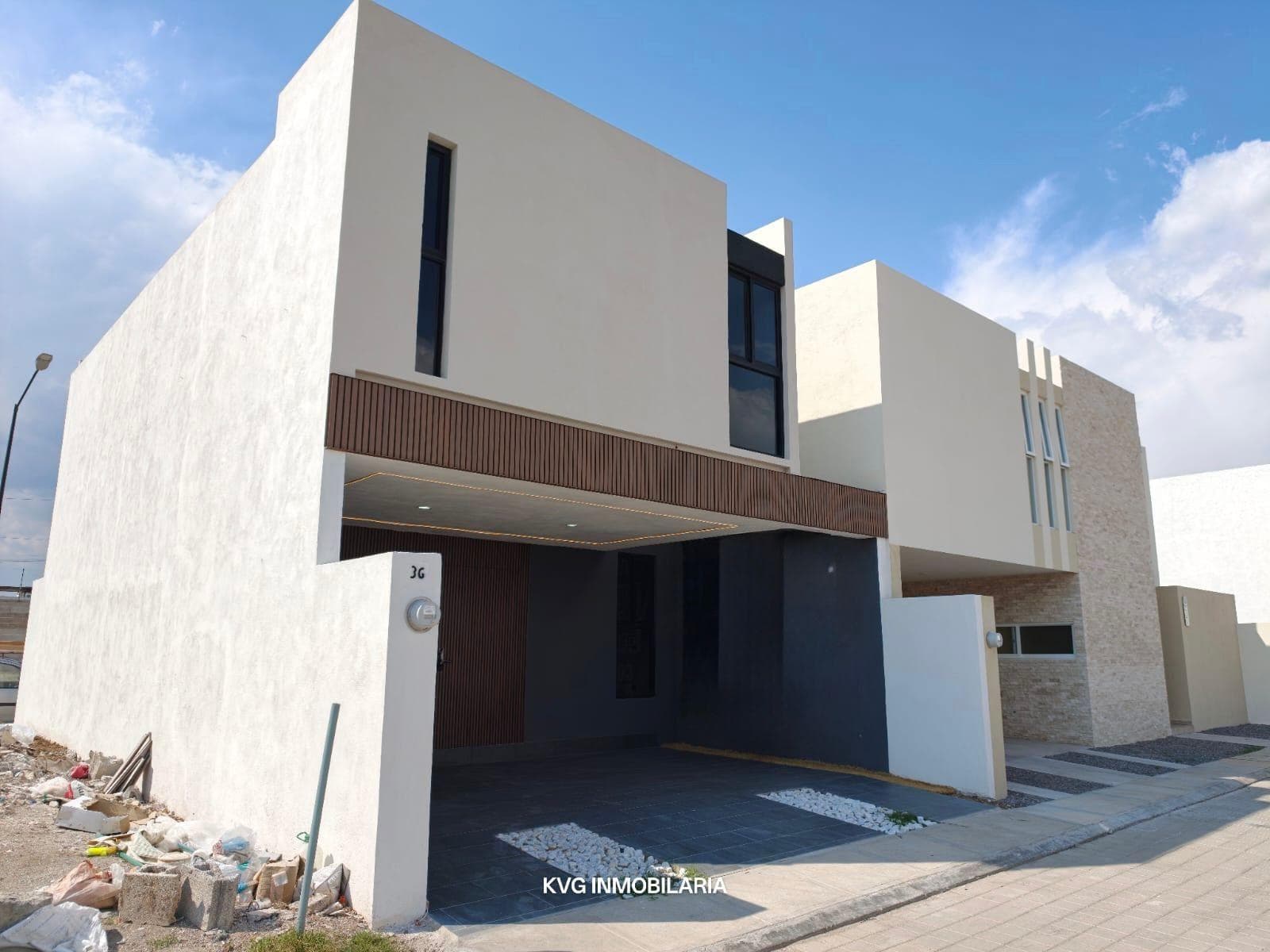 House for Sale in Cuautlancingo, Puebla